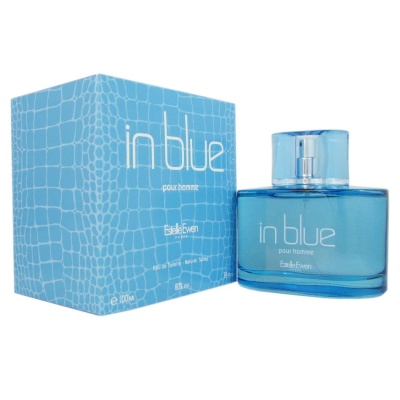 Estelle Ewen IN BLUE POUR HOMME