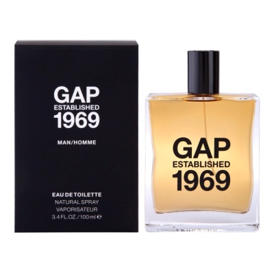 GAP GAP ESTABLISHED 1969 MAN